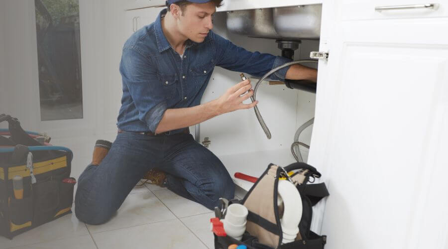 Local water heater installation in Curtis Bay, MD