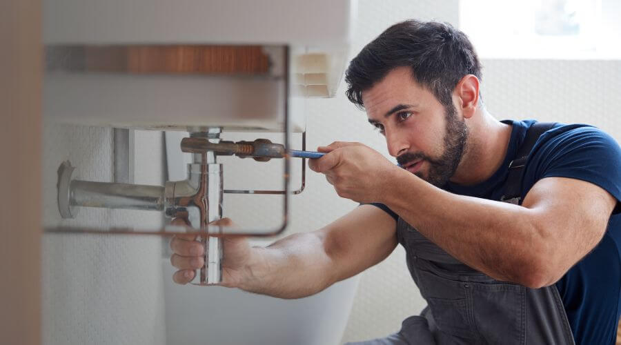 Water heater installation in Curtis Bay, MD